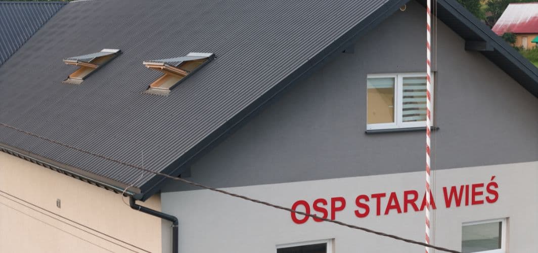 Wspieramy OSP w Starej Wsi. Okna i markizy dla lokalnej społeczności